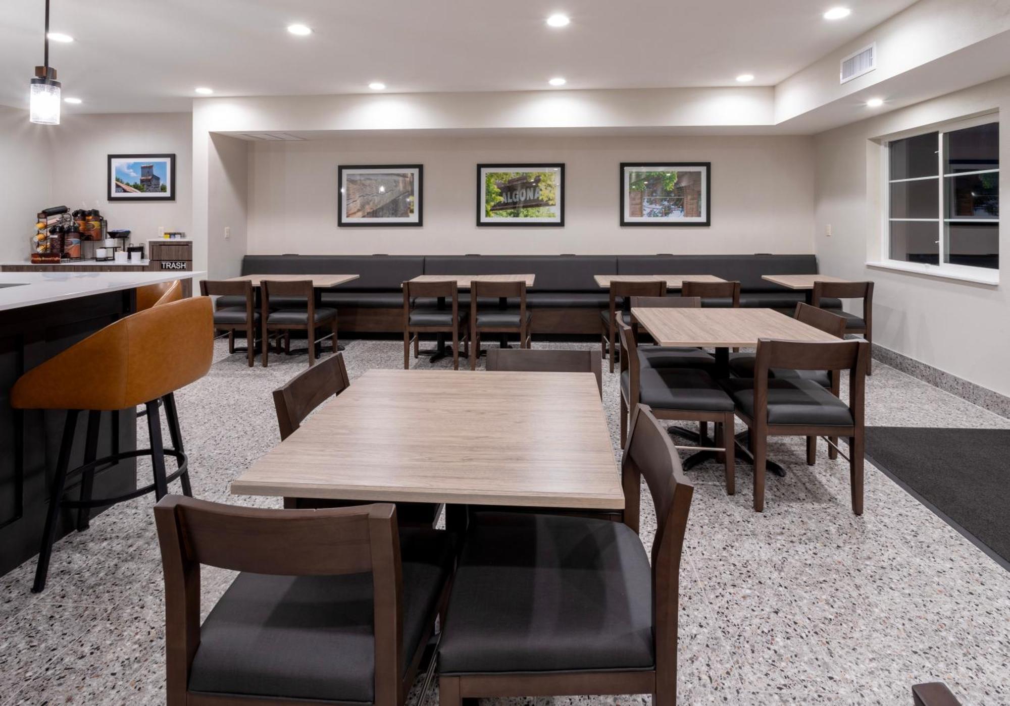 Grandstay Hotel & Suites Johnston-Des Moines, Ia Dış mekan fotoğraf